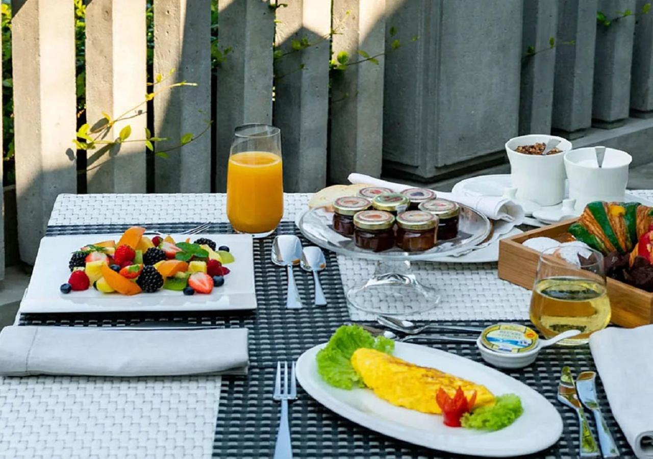 Villa Lario Resort Mandello Мандельо дел Ларио Екстериор снимка